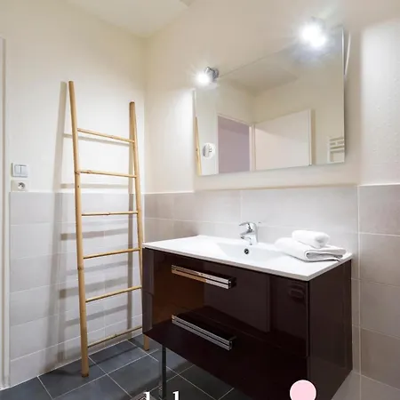 Le Prestige Stanislas 65m2 Equipe Apartman