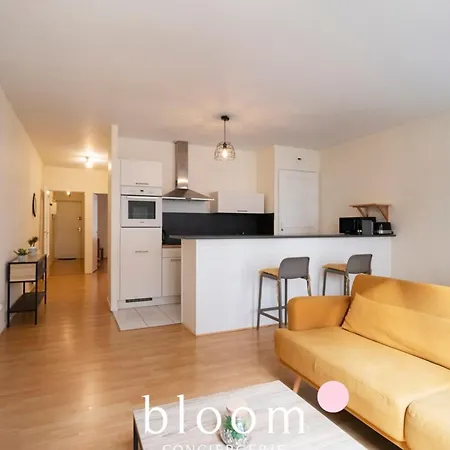 Le Prestige Stanislas 65m2 Equipe דירה *