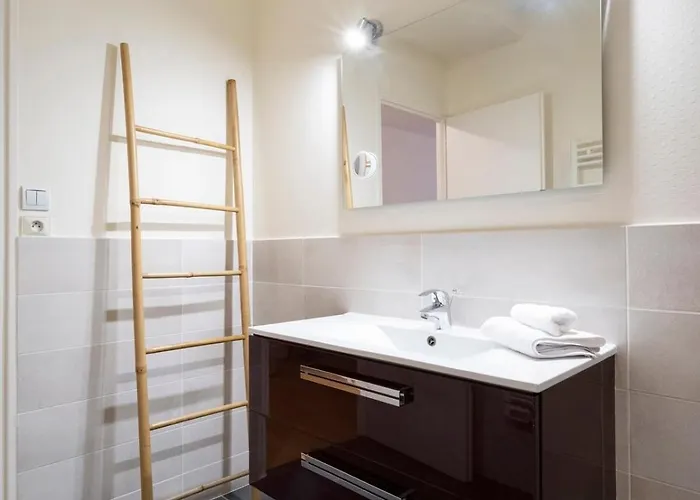 Le Prestige Stanislas 65m2 Equipe Апартаменты